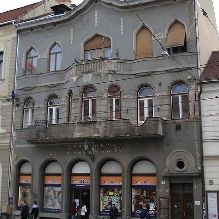Апартаменти Belvarosi Apartman 2 Мішкольц Екстер'єр фото
